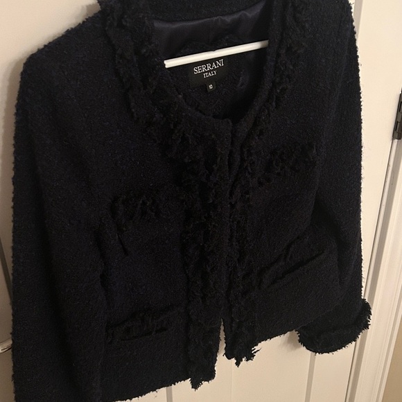 Chanel-Style Serrani Italy Navy Blue Ruffled Boucle Jacket, size 10 - Picture 7 of 12
